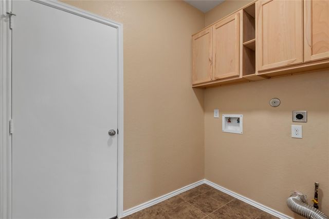 16415 Peyton Stone Circle, Houston, TX 77049