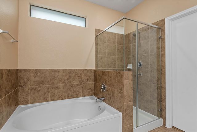 16415 Peyton Stone Circle, Houston, TX 77049