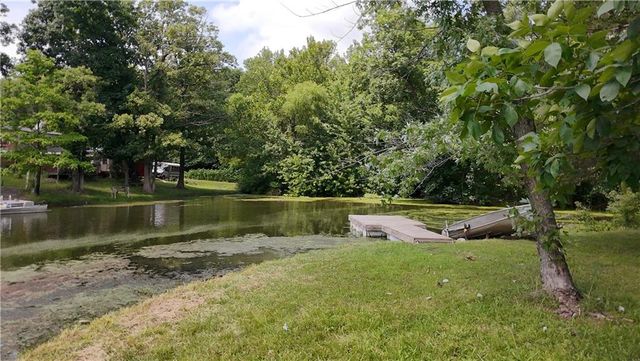 8790 SW Lake Drive Drive, Lathrop, MO 64465