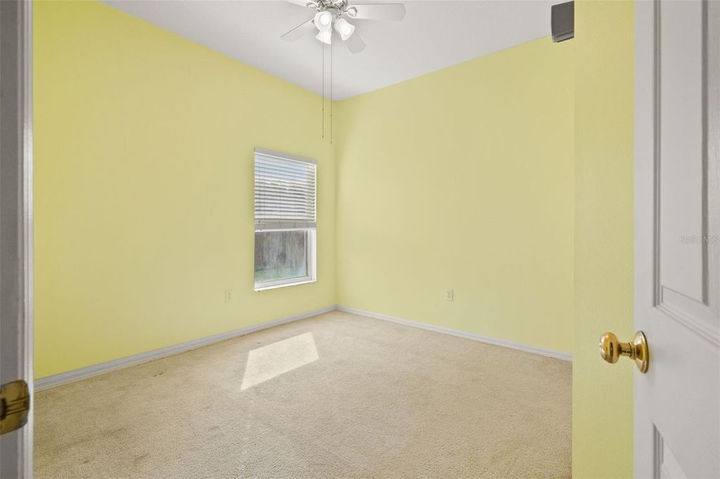 Image 8 of property listing at 30750 IVERSON DRIVE, Wesley Chapel, FL 33543