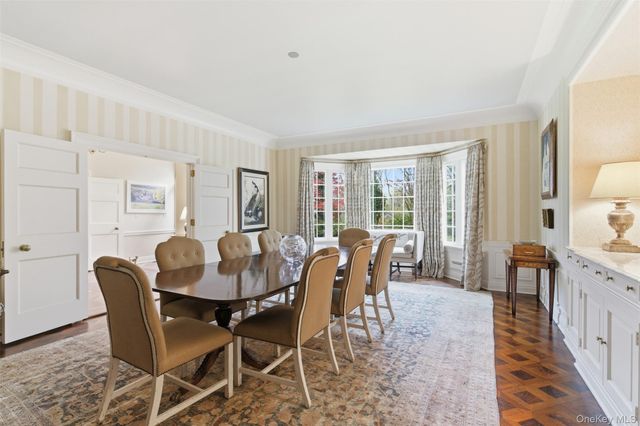 159 Factory Pond Road, Mill Neck, NY 11560