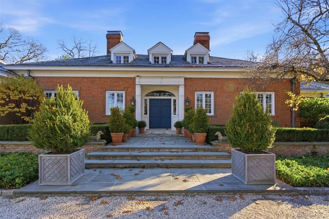 159 Factory Pond Road, Mill Neck, NY 11560