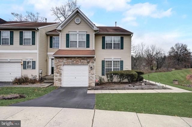 1026 COLIN DR, Royersford, PA 19468