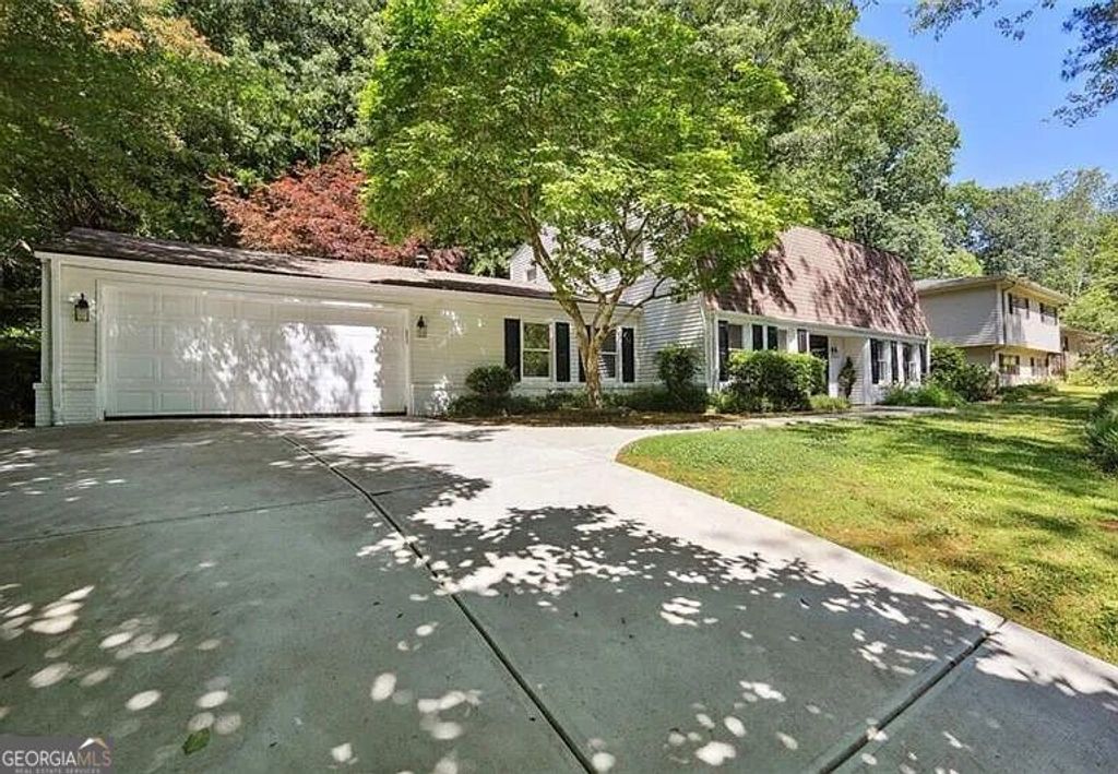 4234 Long Branch Court NE, Brookhaven, GA 30319