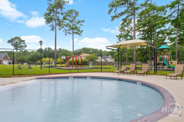 725 Laurel Hill Circle, Richmond Hill, GA 31324