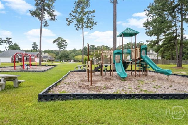 725 Laurel Hill Circle, Richmond Hill, GA 31324