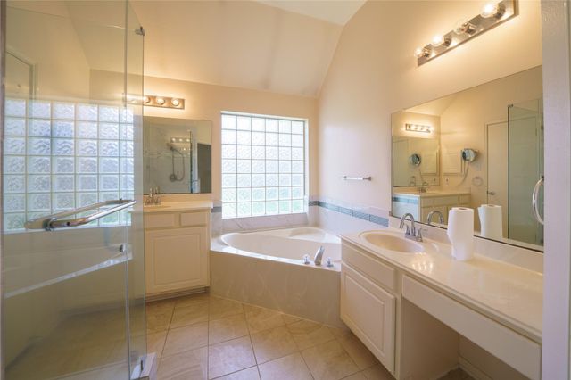 9927 Autumn Way Drive, Houston, TX 77064