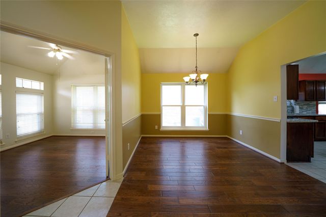 9927 Autumn Way Drive, Houston, TX 77064