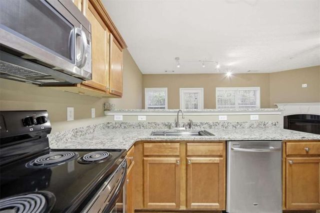 3834 Augustine Place, Rex, GA 30273