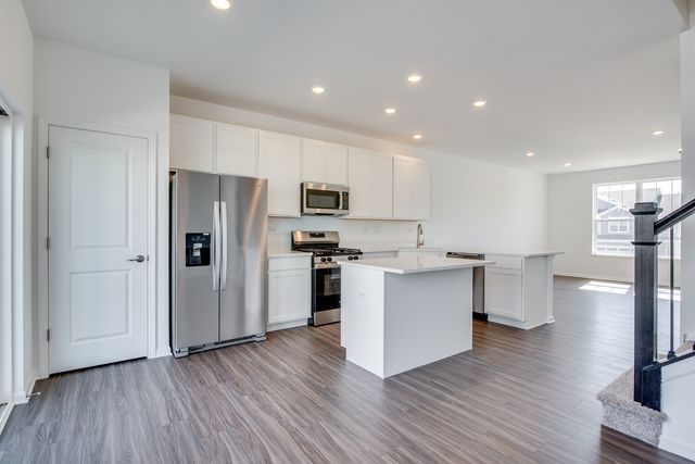 25662 W Yorkshire Drive, Plainfield, IL 60544