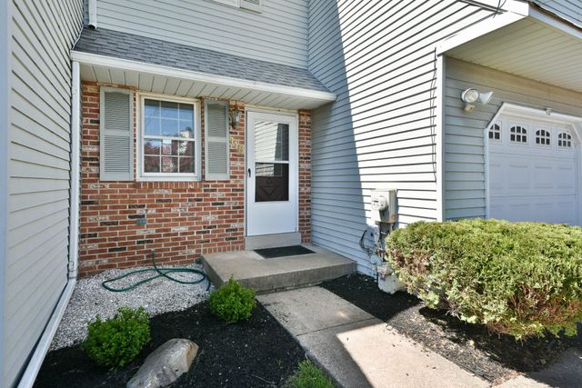 118 JONATHAN DR, North Wales, PA 19454