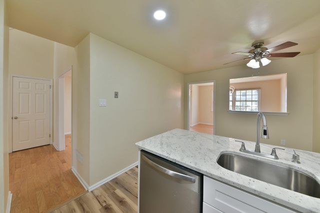 118 JONATHAN DR, North Wales, PA 19454