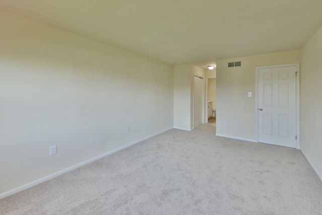 118 JONATHAN DR, North Wales, PA 19454
