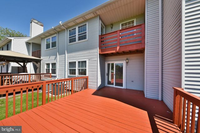 118 JONATHAN DR, North Wales, PA 19454