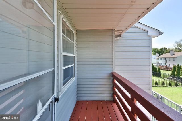 118 JONATHAN DR, North Wales, PA 19454