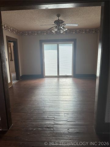 512 W Franklin, Haskell, OK 74436