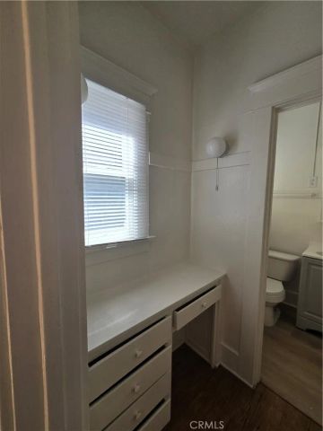 942 E 2nd 12.5, Long Beach, CA 90802