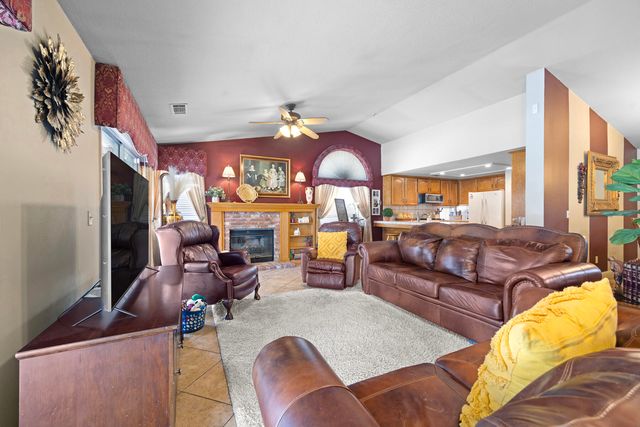 3338 E Birch Court, Visalia, CA 93292