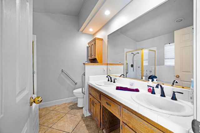 3338 E Birch Court, Visalia, CA 93292