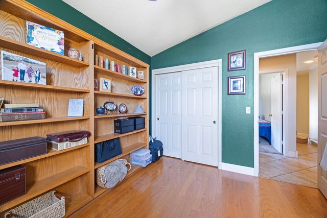 3338 E Birch Court, Visalia, CA 93292