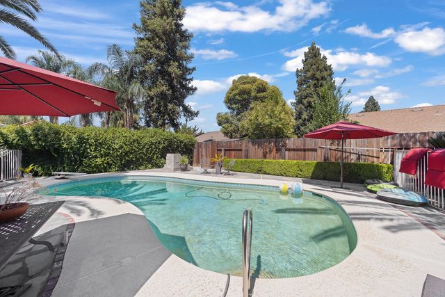 3338 E Birch Court, Visalia, CA 93292