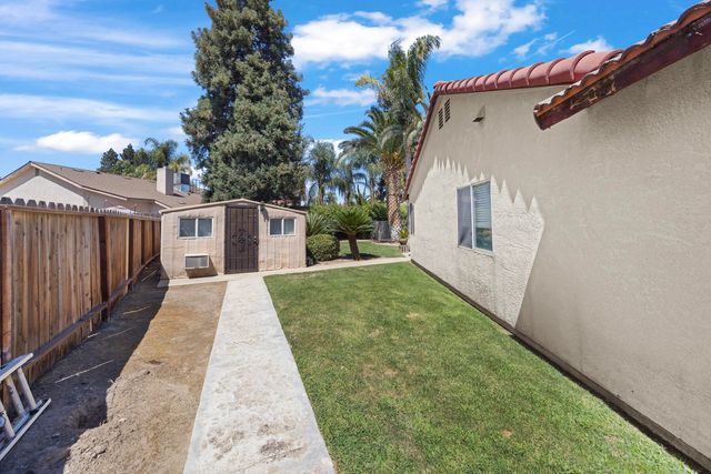 3338 E Birch Court, Visalia, CA 93292