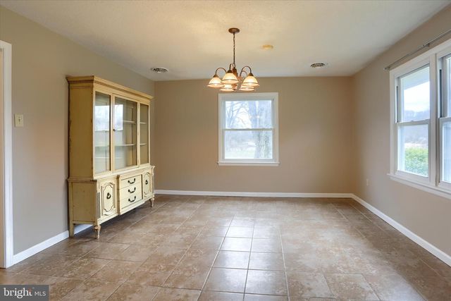 1548 ROUTE 204, Selinsgrove, PA 17870