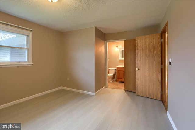 1548 ROUTE 204, Selinsgrove, PA 17870