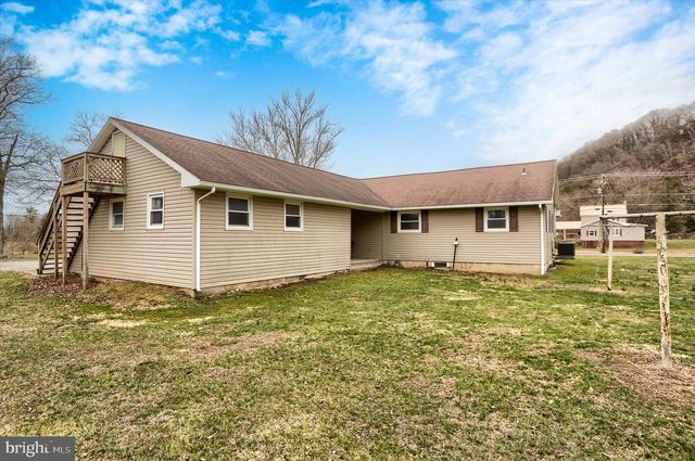 1548 ROUTE 204, Selinsgrove, PA 17870