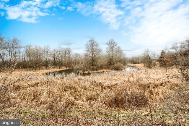 1548 ROUTE 204, Selinsgrove, PA 17870