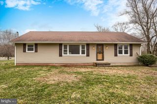 1548 ROUTE 204, Selinsgrove, PA 17870