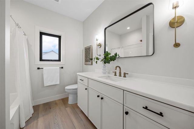 5321 Silver Rock Drive, Marion, IA 52302