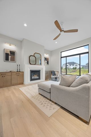 5321 Silver Rock Drive, Marion, IA 52302