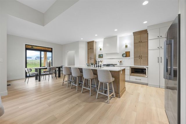 5321 Silver Rock Drive, Marion, IA 52302