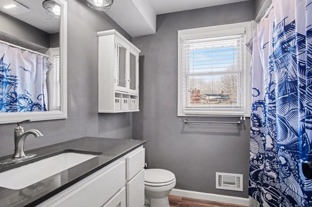 143 S 160th Avenue, Park Twp, MI 49424