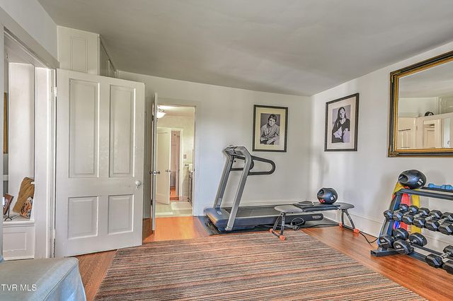 824 East Myrtle Avenue, Johnson City, TN 37601