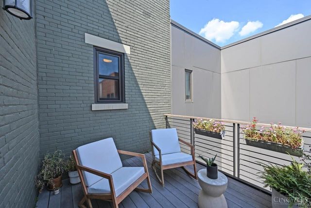 27 Mercer Street, Cincinnati, OH 45202