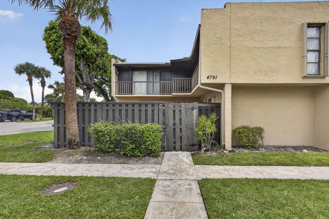 4791 Alder Drive C, West Palm Beach, FL 33417