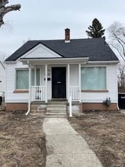 8620 Rosemont Avenue, Detroit, MI 48228