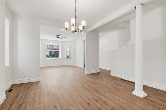 121 Shetland Street, Lincoln Larimer, PA 15206