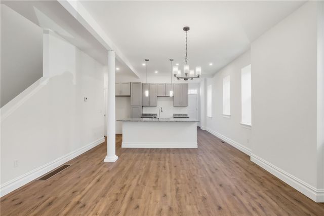 121 Shetland Street, Lincoln Larimer, PA 15206