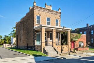 121 Shetland Street, Lincoln Larimer, PA 15206