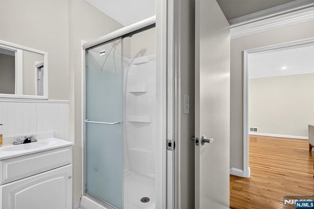144 Gould, North Caldwell, NJ 07006