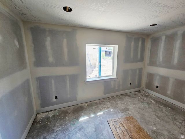 791 W SUMMERHILL LN, Centerville, UT 84014