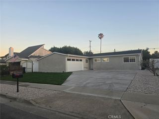 871 Joann, Costa Mesa, CA 92627