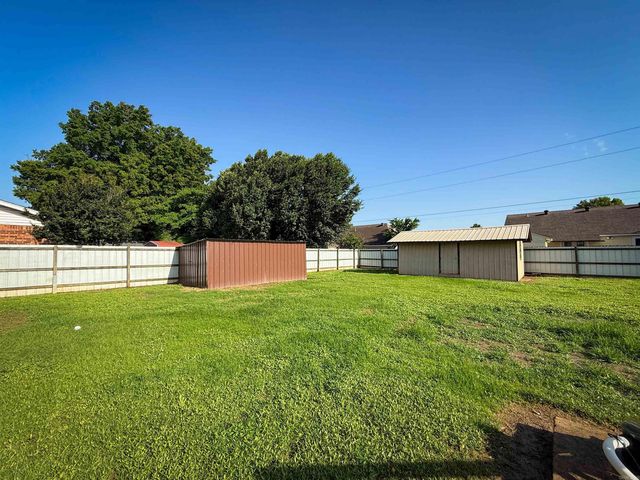 362 Barry St, Wynne, AR 72396