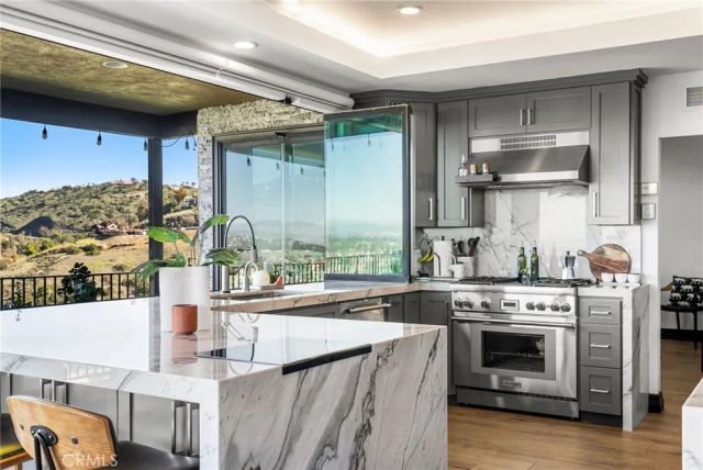 12348 Circula Panorama, North Tustin, CA 92705