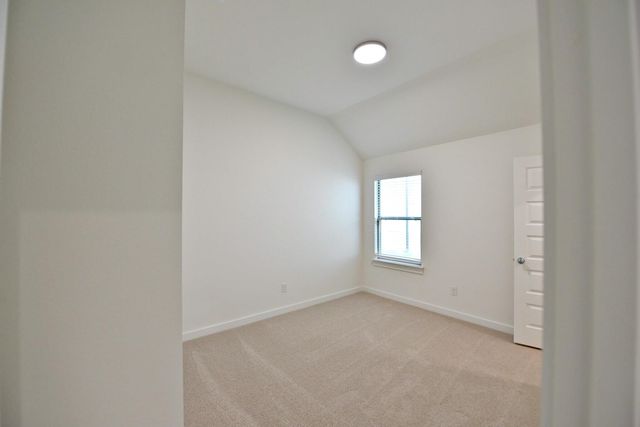 108 Divisadero DR, Hutto, TX 78634