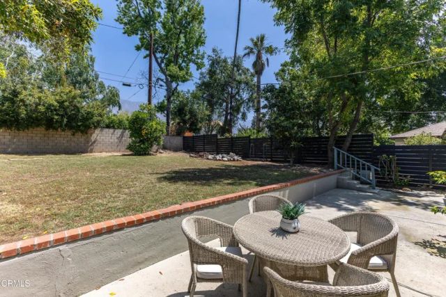 711 E Mendocino Street, Altadena, CA 91001