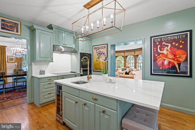 8 FARMINGTON CT, Chevy Chase, MD 20815